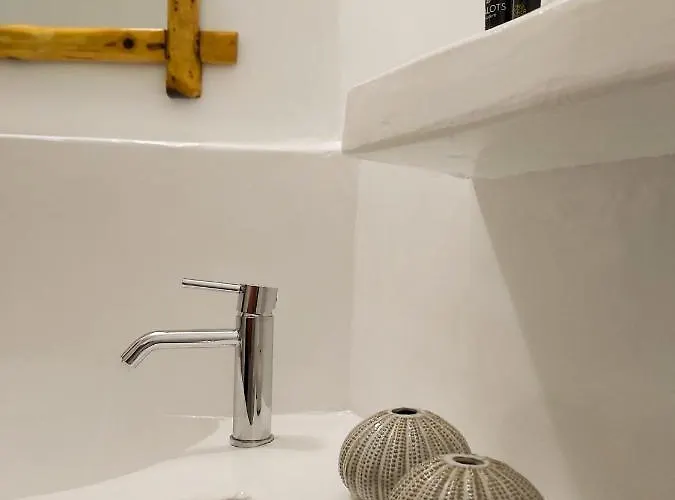 Waves House * Adamantas (Milos)