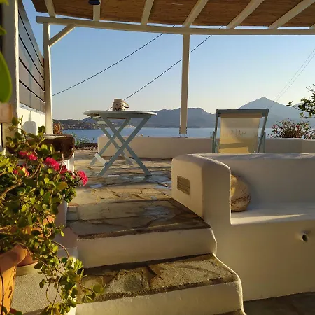 Feriehus Waves House Adamantas