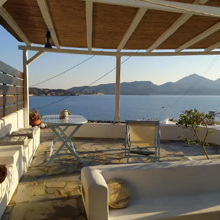 Waves House Holiday home *