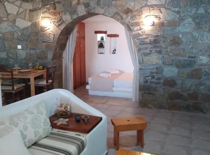 Waves House Adamantas (Milos)